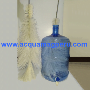 Escobilla para limpiar envase de bidón de agua 20 litros